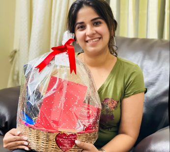 Elegant birthday gift for wife kerala hamper containing Wine, Pot and a lovely Greeting