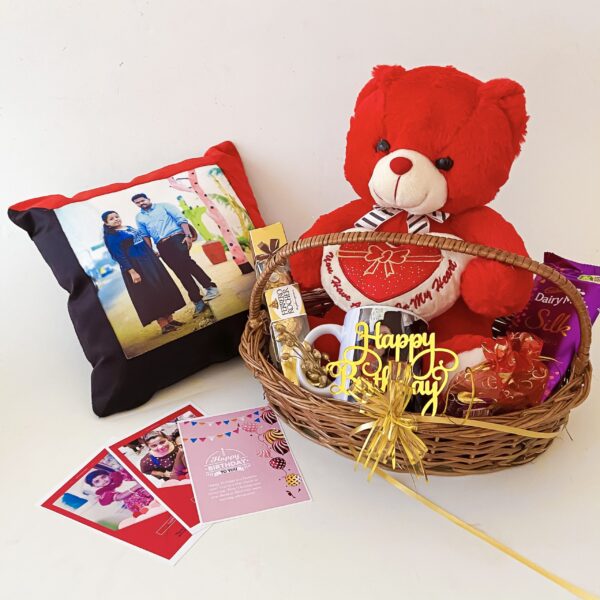 Charming Birthday Gift Hamper for Couples: Sweet Surprises - Image 2
