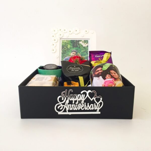 Luxury Birthday gift hamper with Key Chain, Watch and a sweet greetings. - Image 4