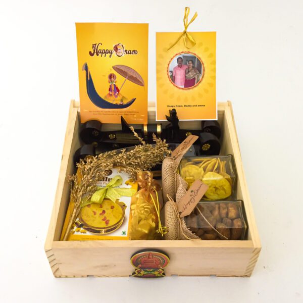 Great Kerala special gift items with Kerala Spices boat & banana chips - Image 4