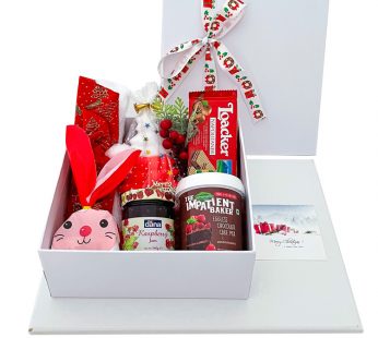 Satisfying new year gift ideas hamper for employees chocolates and decorations, suitable for families, kids, corporate office