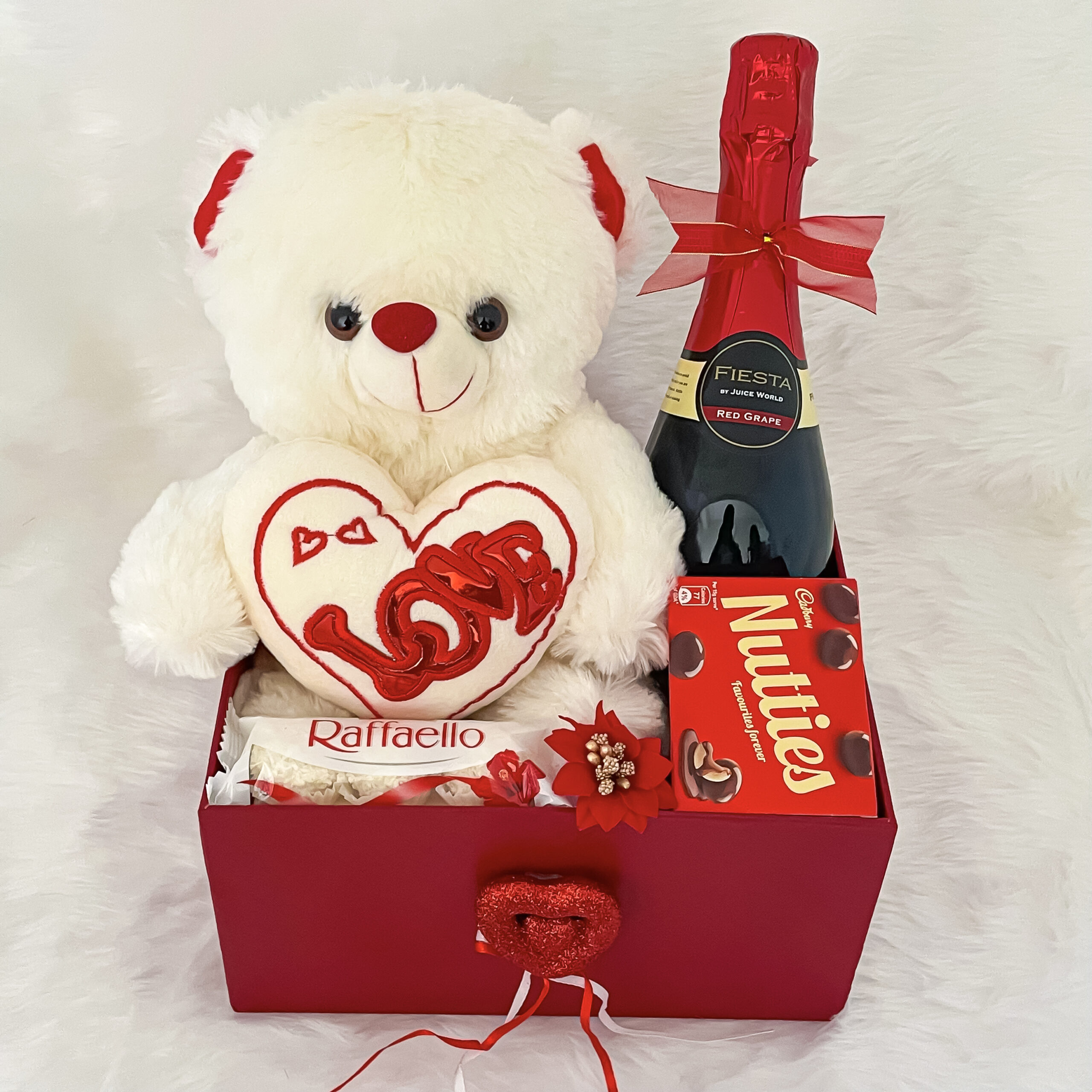 VALENTINES DAY ROMANTIC GIFTS His & Her Love Heart Cute Bears Valentine Gift UK 