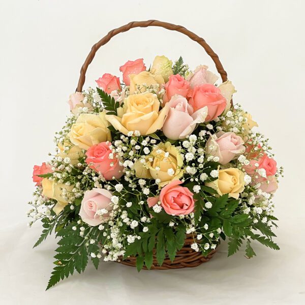 Best flowers to say congratulations Filled With The Fresh Rose Flowers - Image 3