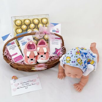 baby gift baskets Filled with the Massage oil 150ml | Extra soft cream  400ml | Body wash 400ml | Baby shoes