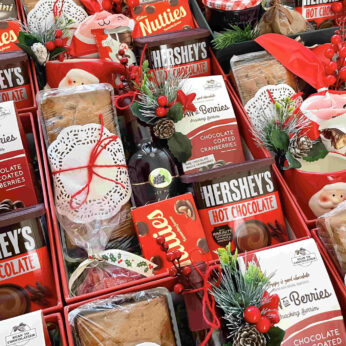 Holiday gifts – Find all your holiday gifts at a single place!