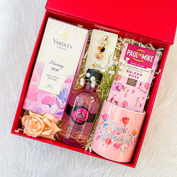 Best birthday gifts for her to surprise for her birthday with chocolates, perfumes, hair clips, and sweet greetings - Image 4