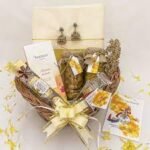 best onam gifts for her