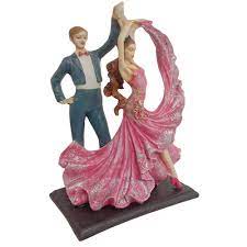 Couples dance statue