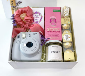 Happy Vibes Women’s Day Gift Hamper With Polaroid Camera, Scented Candle, And More