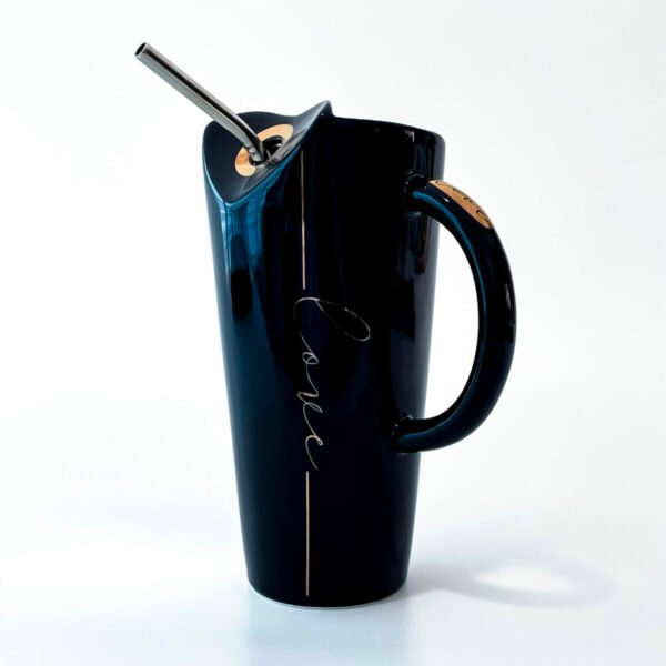 black ceramic mug
