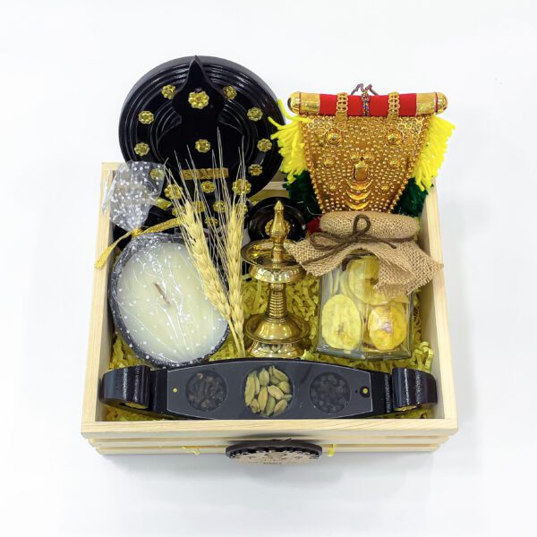 Delightful Onam traditional gifts filled with Nilavilakku, Kathakali face, and more - Image 5