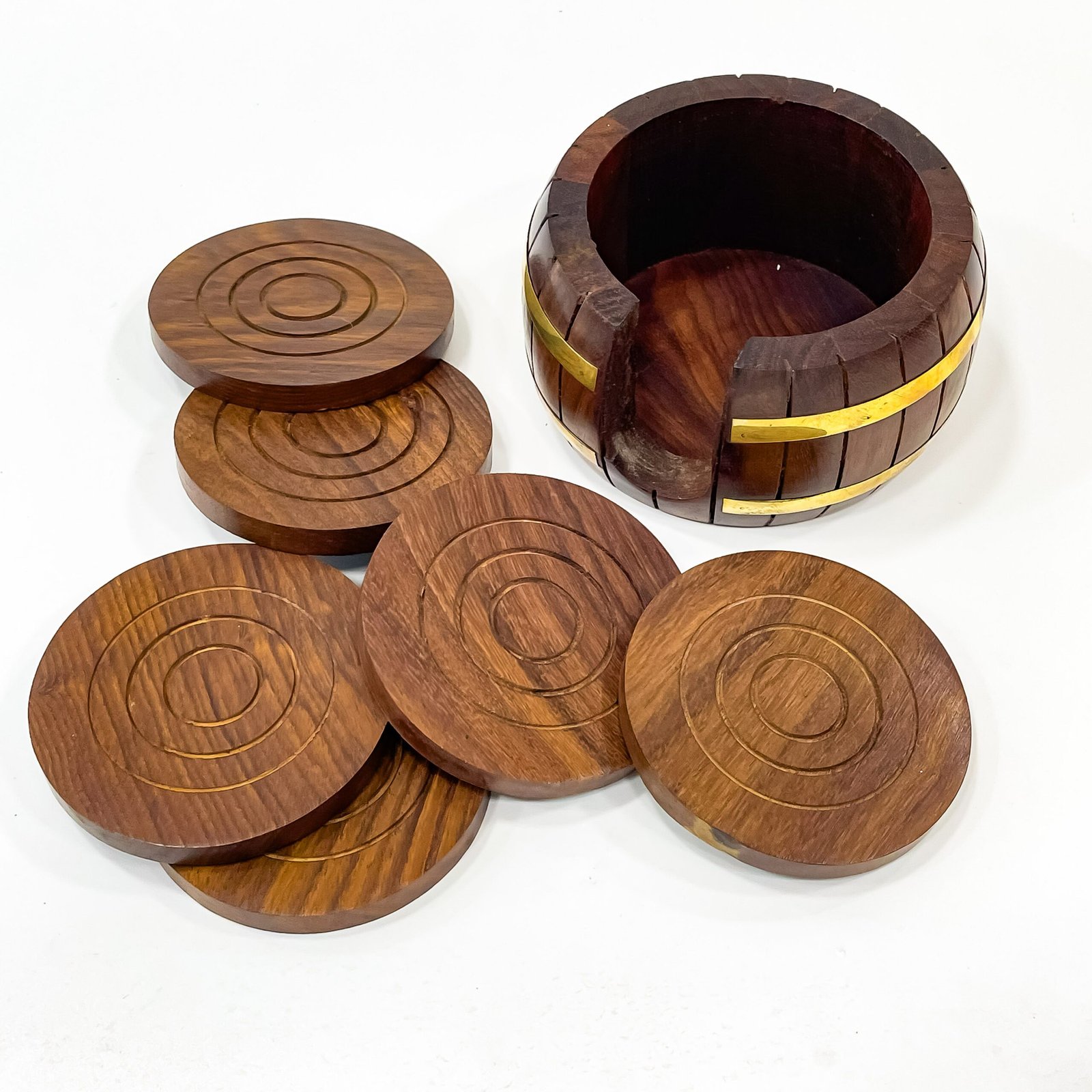 Handcrafted wooden textured tea coaster (H 2.5 x W 4 x L 4 inches) - Image 4