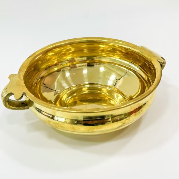 Majestic beauty: Kerala's traditional brass uruli (L 6 x W 7.5 x H 2.5 inches) - Image 3