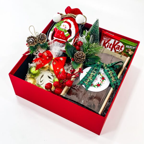 Enchanting Christmas Tree Gift Box: A Festive Surprise for Your Loved Ones - Image 3