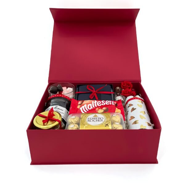 Special Valentine's Day gifts romantically filled with chocolates, red wine, and more - Image 2