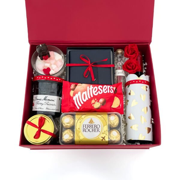Special Valentine's Day gifts romantically filled with chocolates, red wine, and more - Image 4