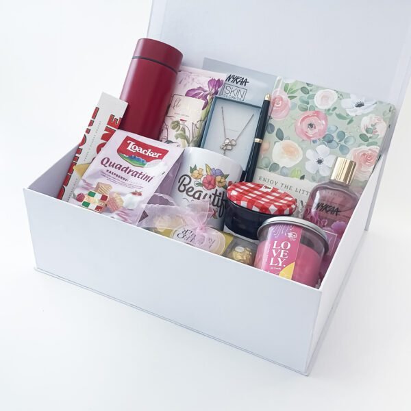 Adorable women's day gift for mom including Nykka Shower Gell, Face Mask, Mug, and more. - Image 3