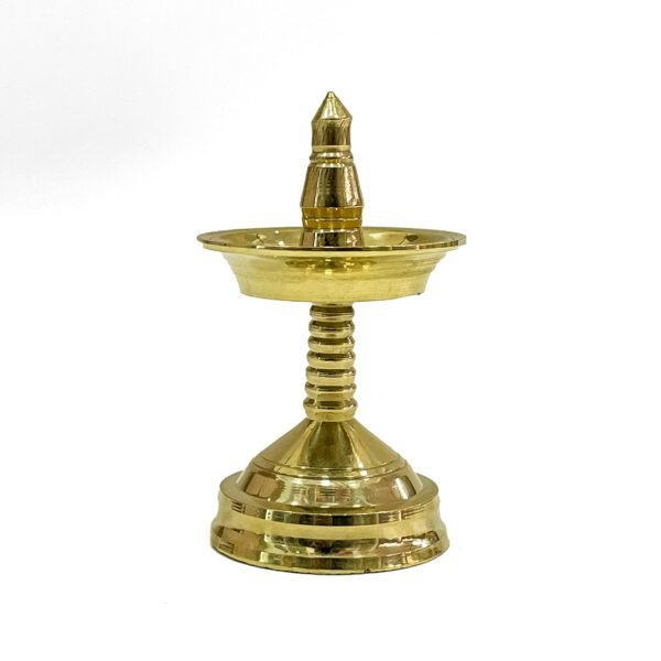 Kerala traditional small Nilavilaku for sacred moments (H 2.2 x L 1.2 x W 1.2 Inch) x 2 pcs - Image 2