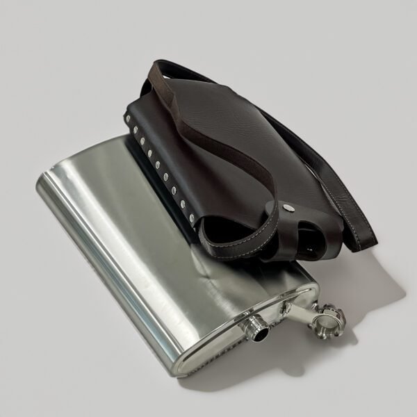 Premium 1750ml Hip Flask - The Ultimate Accessory for Every Adventure - Image 4