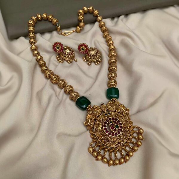 Divine Radiance Imitation Necklace Set - Image 3
