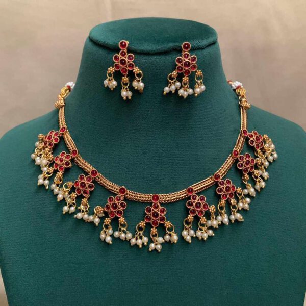 Royal Mughal Festive Jewelry Set - Image 3