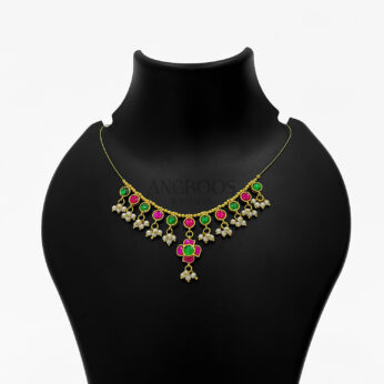 Traditional Invisible Chain Necklace Set with Kemp Stones & Pearl Drops – 18 Inch