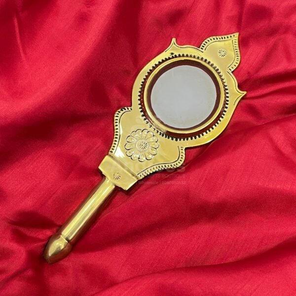 Heritage Aranmula Kannadi – Medium Handcrafted Kerala Brass Mirror (8 Inch) - Image 3