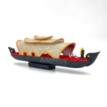 Elegant 16 Inch Kerala Boat Replica – Handwoven Cultural Souvenir