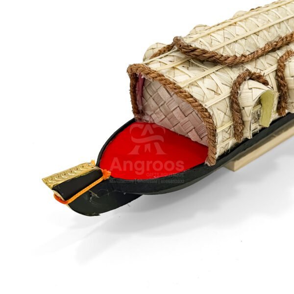 Elegant Kerala Traditional Boat Souvenir – 11 Inch Handcrafted Model - Image 4