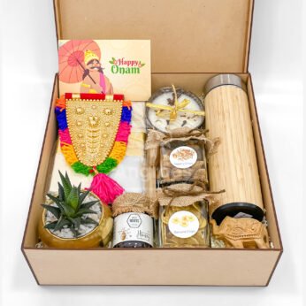 Festive Onam Nettipattam Hamper with Bamboo Flask & Kerala Treats