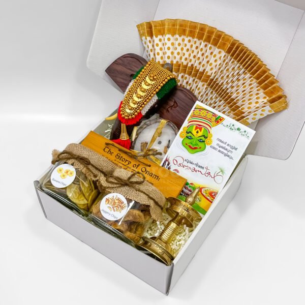 Traditional Onam Gift Hamper with Nettipattam, Vilakku & Kerala Delights - Image 3