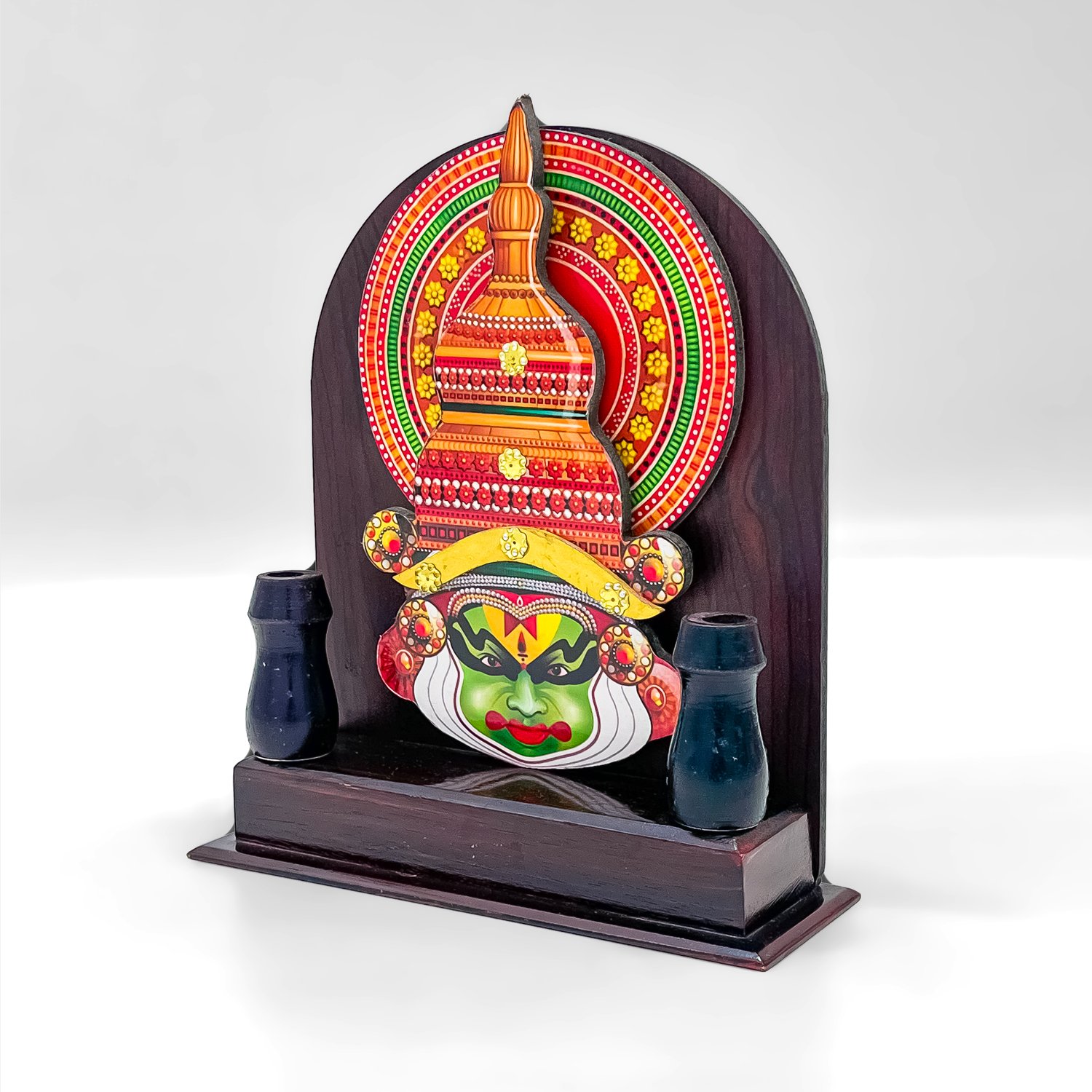 Artistic Wooden Kathakali Pen Stand – Compact Kerala Cultural Gift - Image 3