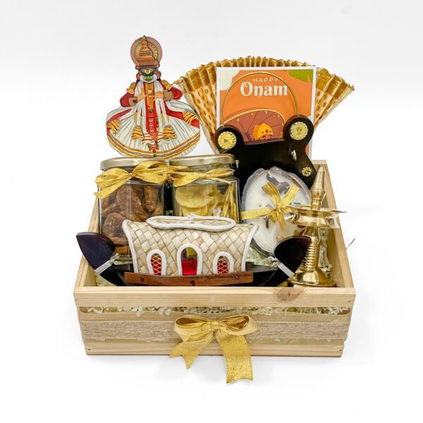 Exquisite Onam Gift Hamper Tray with Kerala Souvenirs & Treats - Image 4