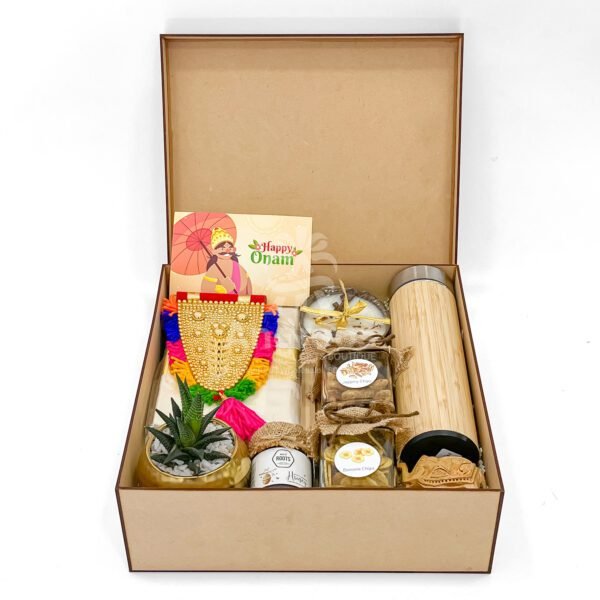 Festive Onam Nettipattam Hamper with Bamboo Flask & Kerala Treats - Image 4