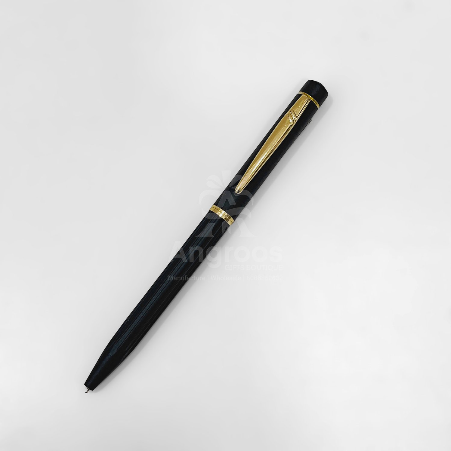 Pen black