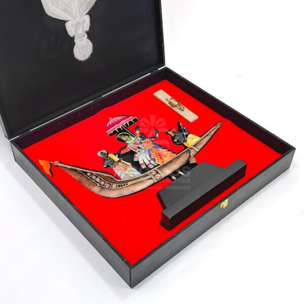 Kathakali Dancers Onam Gift Box