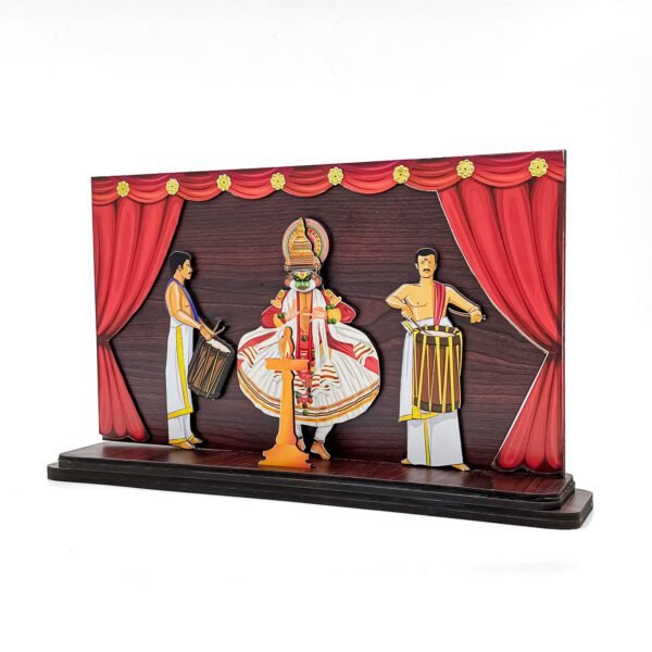 Kathakali Stage MDF Table Décor – Kerala Classical Art Showpiece - Image 3