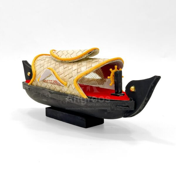 Handcrafted Kerala Houseboat Showpiece – Canoe Model with Coir Detailing (10 Inch) - Image 3