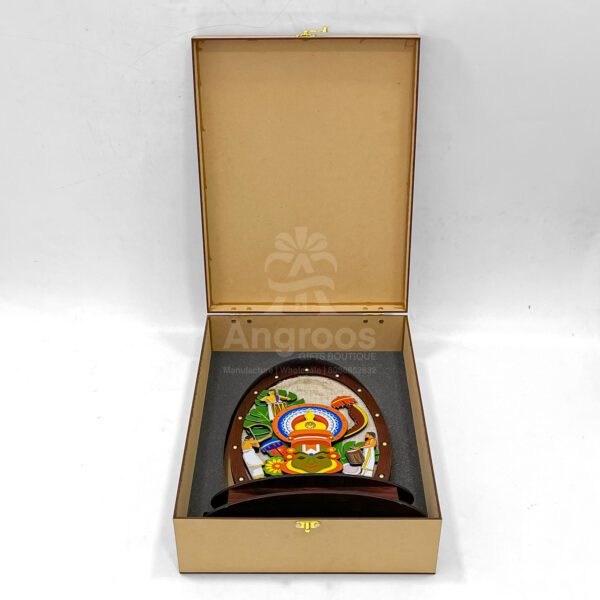 Kerala Kathakali Wooden Cultural Gift Box with Traditional Chenda Melam Art - Image 4