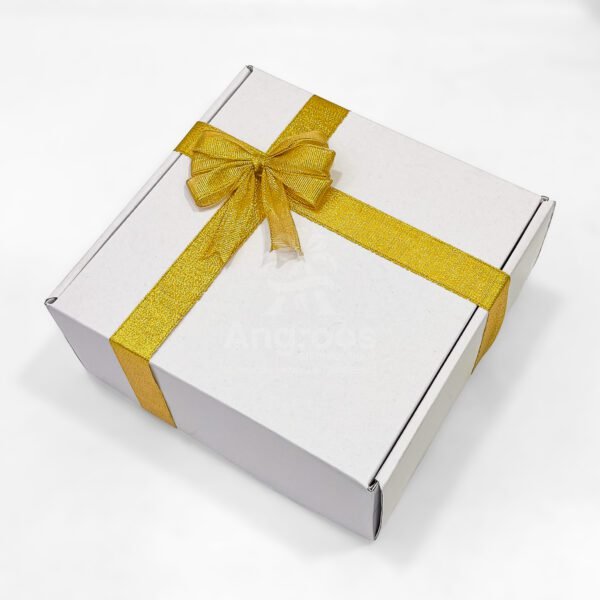Onam Gift Hamper with Kathakali Decor & Kerala Spices - Image 5