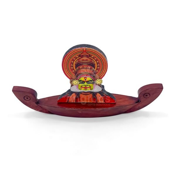 Kathakali in Boat Memento (Height: 5 Inch) - Image 4