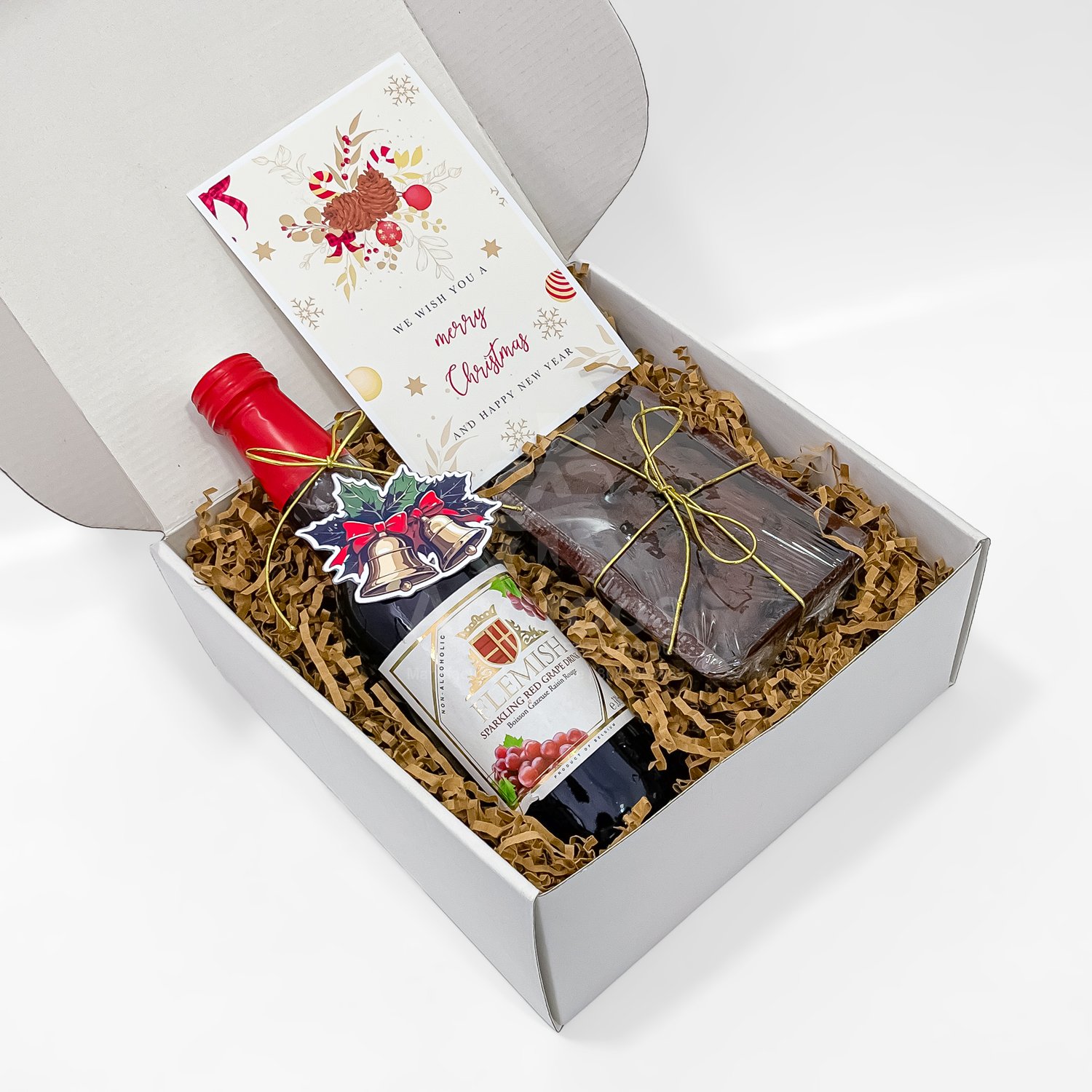 Christmas Plum Cake & Red Grape Drink Gift Hamper - Image 2