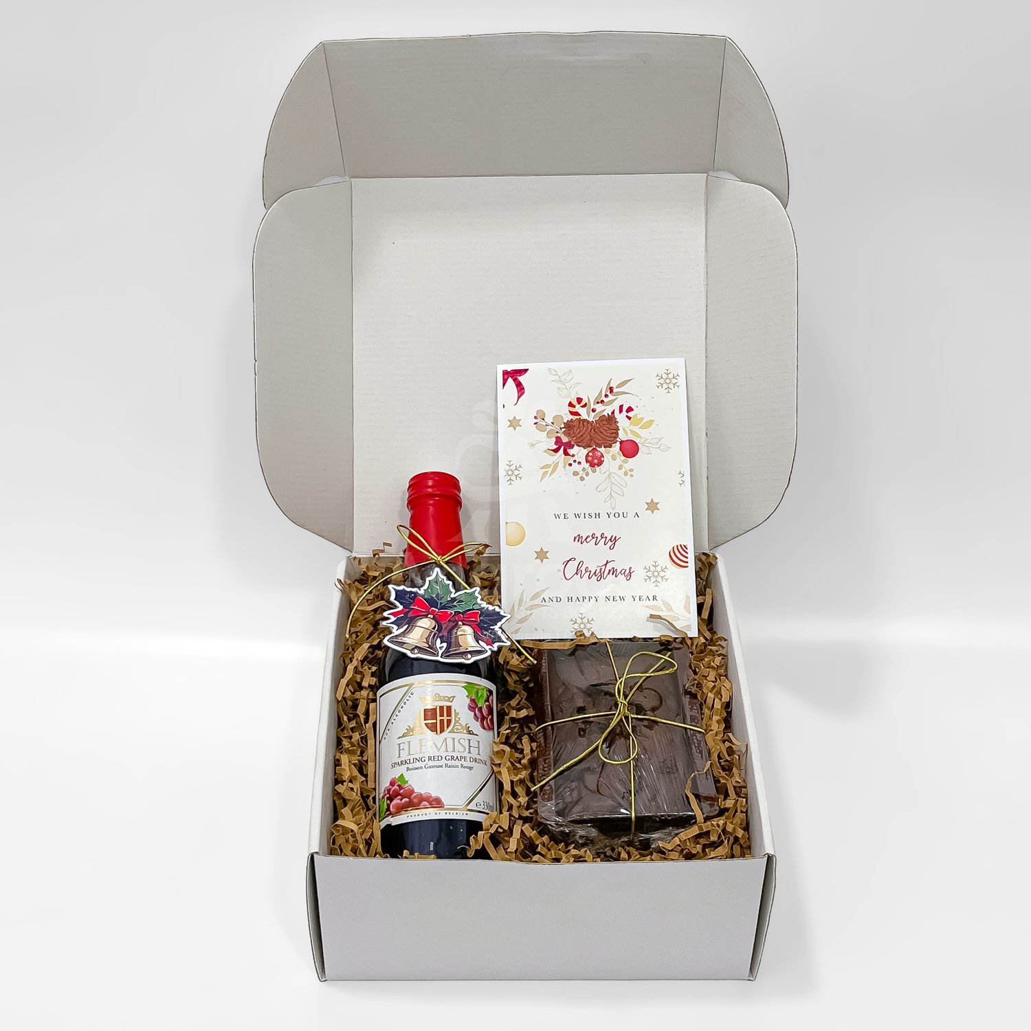 Christmas Plum Cake & Red Grape Drink Gift Hamper - Image 4