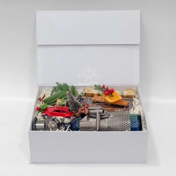 Christmas Gift Hamper With Wine – Festive Gifting Box